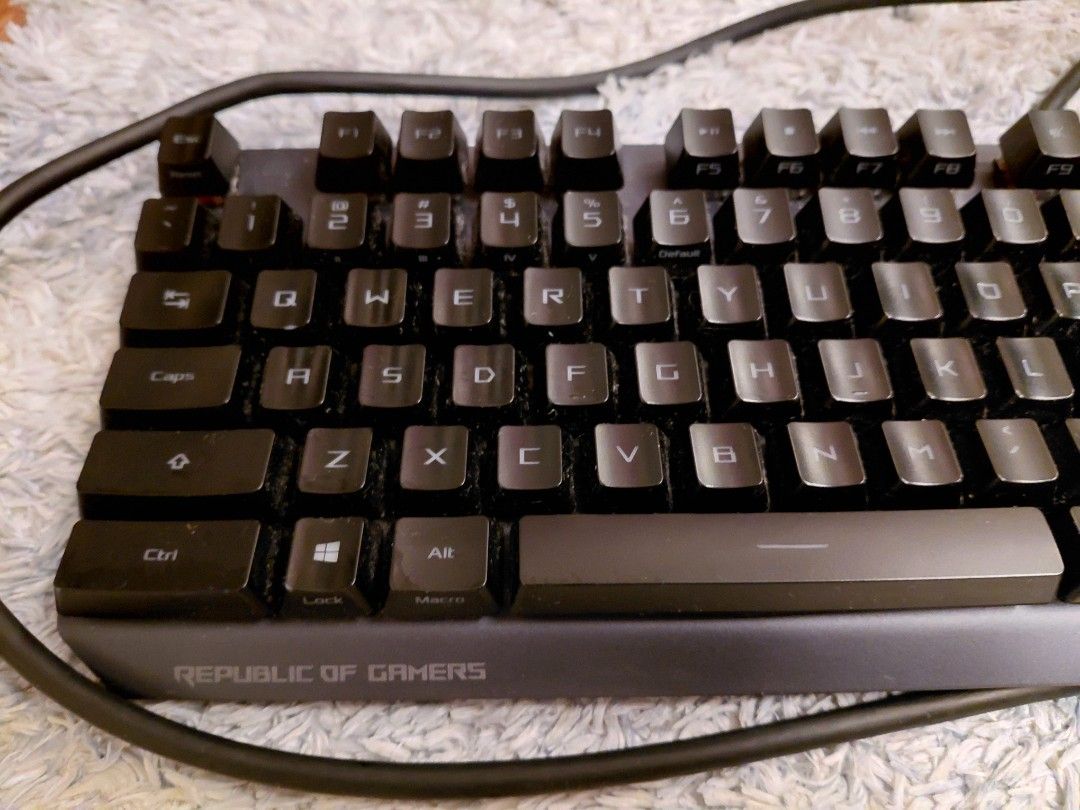 ASUS ROG Strix optical Mechanical Keyboard450626394271272960