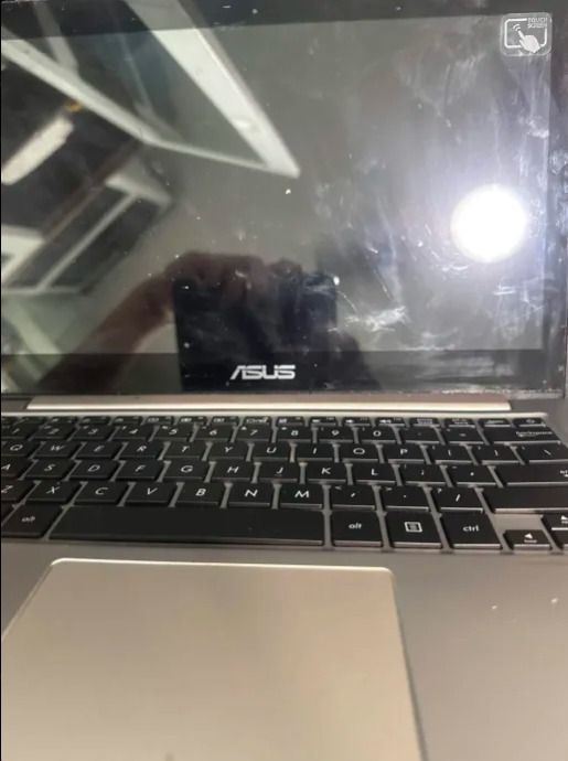 ASUS Zenbook UX303U450352474353182720