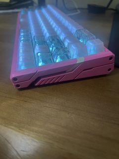 （分類：）位於 。 由 ivansell422 提交（商品編號 1436831247，圖片 1）。簡介： 。