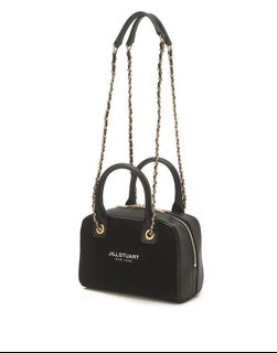 (Category: ) located in . Submitted by bags__lover (Listing ID 1410794782, Image 1). Description: .