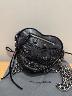 （分類：）位於 。 由 kzlc6 提交（商品編號 1437151069，圖片 1）。簡介： 。