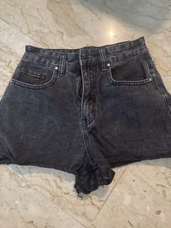 (Category: ) located in . Submitted by reneesance (Listing ID 1437068565, Image 1). Description: .