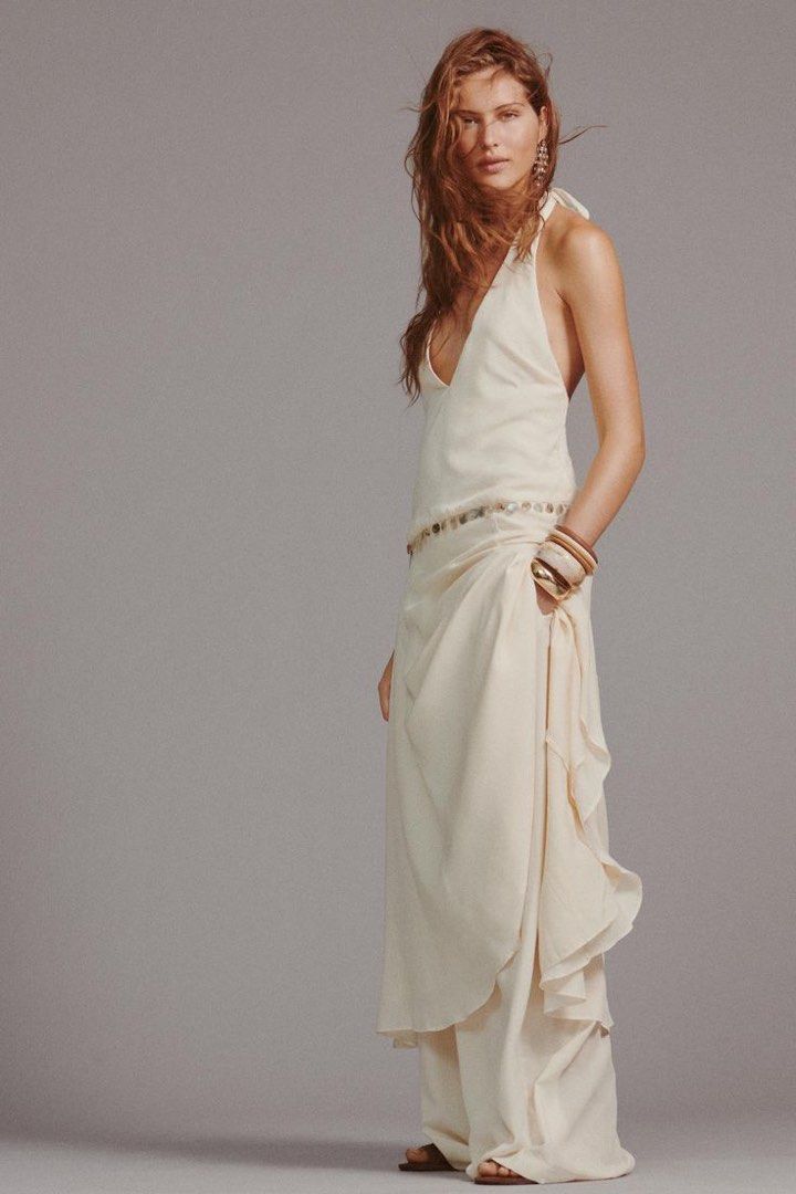 BNWT Zara Beaded Halter Dress (Category: Dresses) located in Manila. Submitted by chottomattepasabuy (Listing ID 1437104296, Image 1). Description: Bought for 4k Selling low because opted for another dress for a wedding.