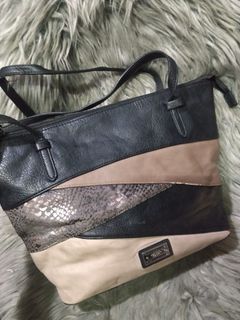 (Category: ) located in . Submitted by bunda_lin (Listing ID 1437200225, Image 1). Description: .