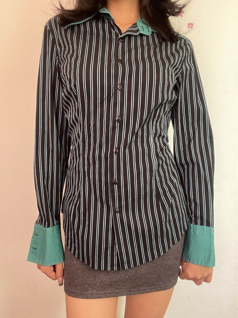 corporate/office siren vibes striped button down (Category: Longsleeves) located in General Santos City (Dadiangas). Submitted by aya__interuppted (Listing ID 1437051346, Image 1). Description: s-m. good as new -teal collar and cuffs -button-down closure .
