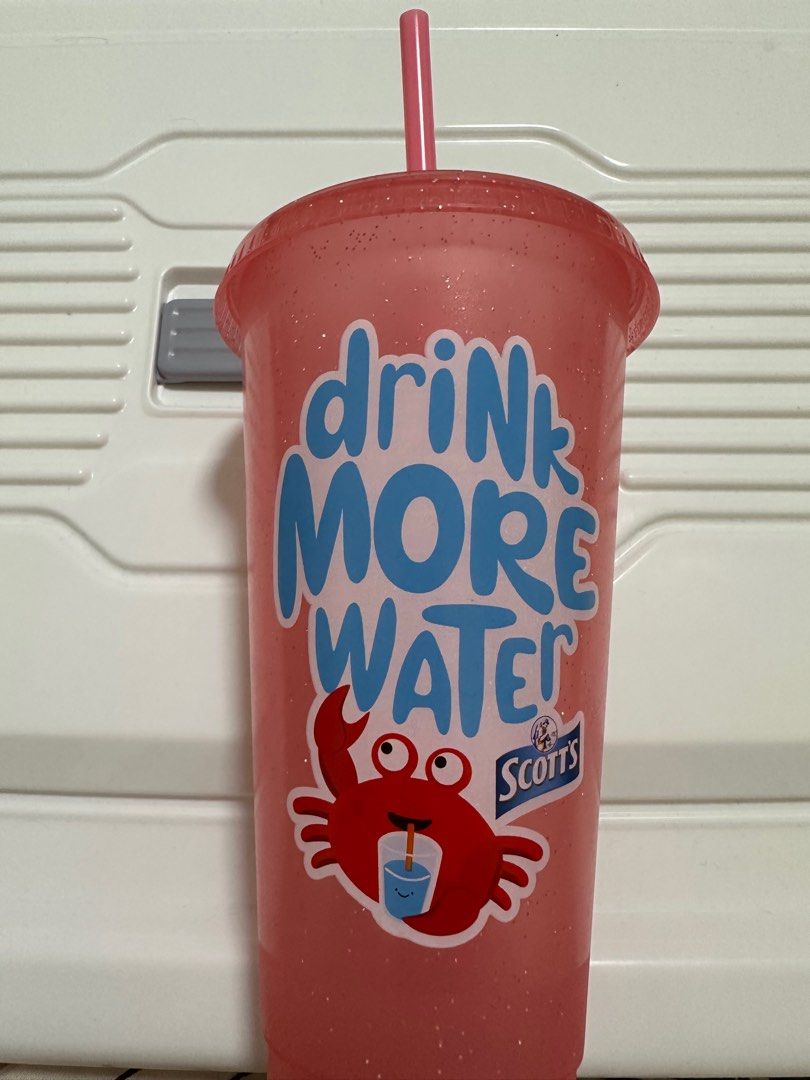 Cup with Lid and Straw450556236955002880
