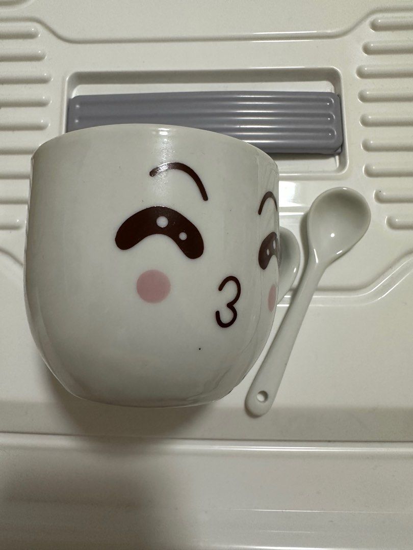 Cup with spoon450556239723243520