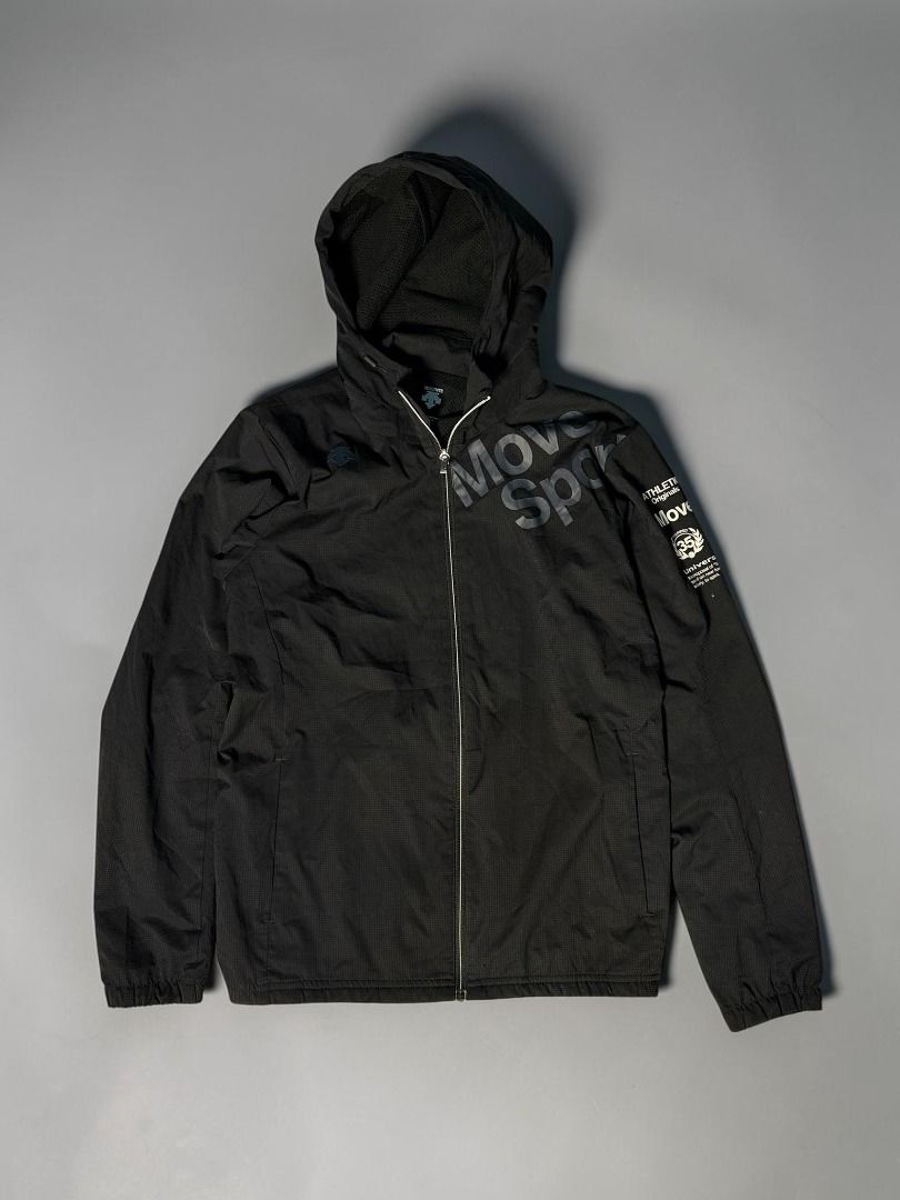 Descente Move Sport Hooded Jacket (Category: Coats, Jackets and Outerwear) located in Manila. Submitted by playingros58430 (Listing ID 1437114630, Image 1). Description: Descente Move Sport windbreaker jacket Excellent Condition Color rate: 10/10 Issue: None Mine: 500 Size: M.