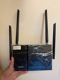 D-Link DIR-825 Router457400792112189440