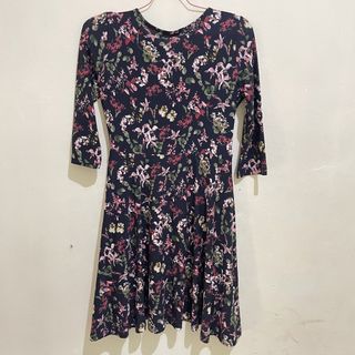 (Kategori: ) berada di . Dikirim oleh gitatituu (ID iklan 1437074774, Gambar 1). Deskripsi: .
