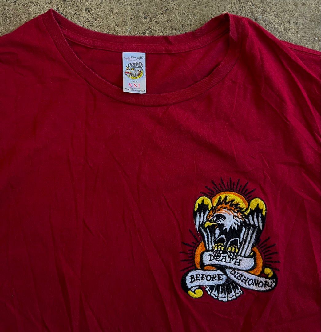 ED HARDY SHIRT ( UNISEX ) (Category: Tshirts & Polo Shirts ) located in Cebu City. Submitted by pick2zeroo (Listing ID 1437128314, Image 3). Description: DIMENSIONS: 22 x 31 EXCELLENT CONDITION MAY MINOR ISSUE LANG SA MAY NECK PM📩📩📩.