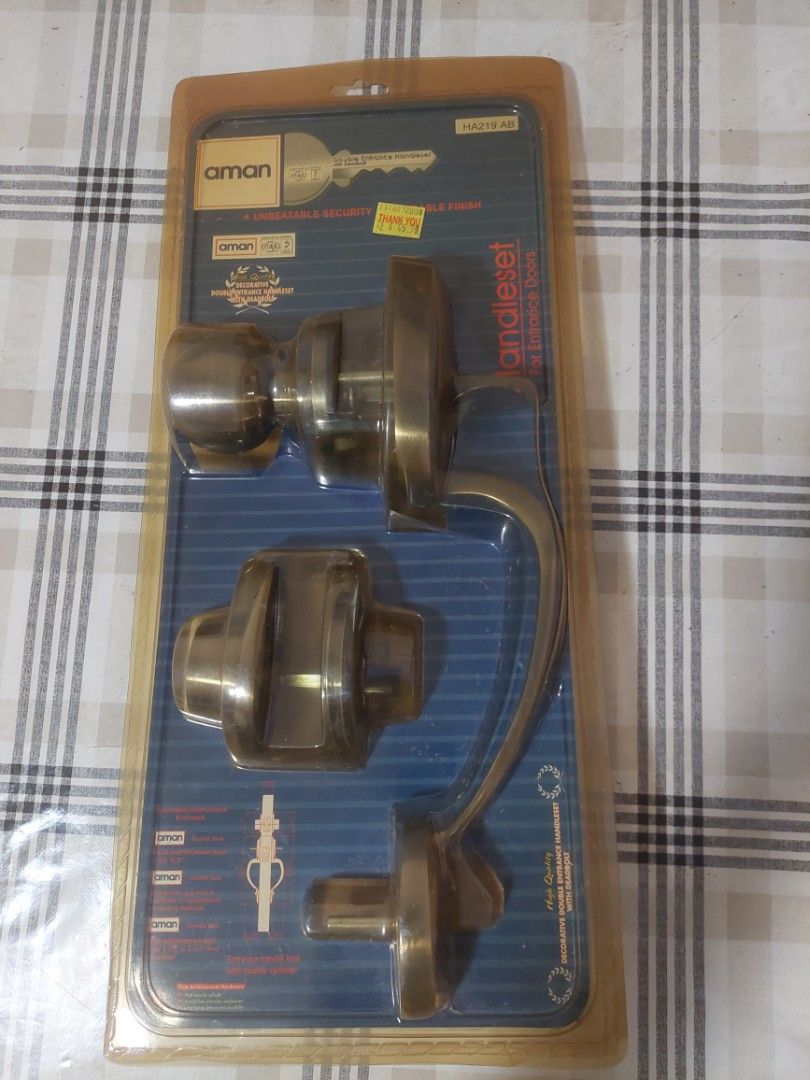 Entrance Door Knobs Set (Category: Locks, Doors & Gates) located in Singapore. Submitted by sk7083 (Listing ID 1437048328, Image 2). Description: - Vintage brass door knob set - Complete set - Original packaging - Perfect for adding vintage charm.