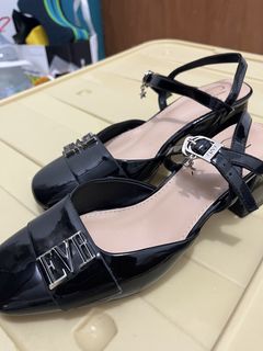 (Kategori: ) berada di . Dikirim oleh loveprelovedbgt (ID iklan 1437090129, Gambar 1). Deskripsi: .