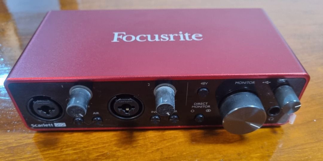 Focusrite Scarlett 2i2 3rd Gen Audio Interface450348751100979202