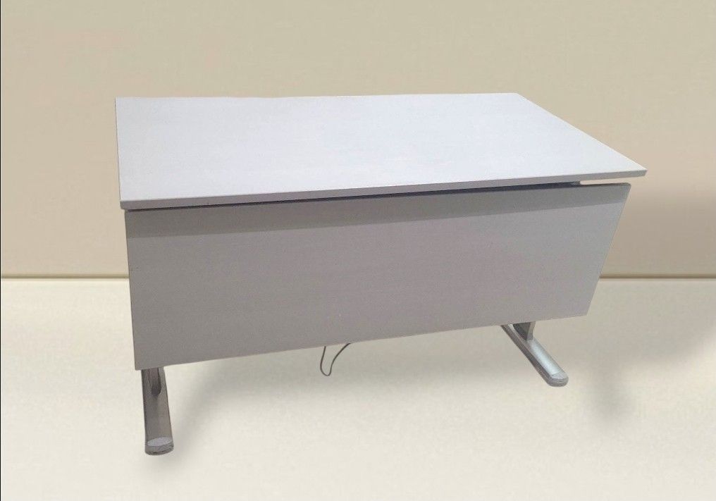 ❗️SALE❗️ Foldable Office Computer Table Study Desk (Category: Tables & Sets) located in Quezon City. Submitted by dannikkishoppe2 (Listing ID 1437159106, Image 1). Description: Foldable Office Computer Table Study Desk ‼️₱5000‼️ *steel frame *wooden table top *with underdesk cable management Please manage your expectations as there might be minimal flaws. Color may vary due to lighting, it may appear darker or lighter in person. Check photos firs