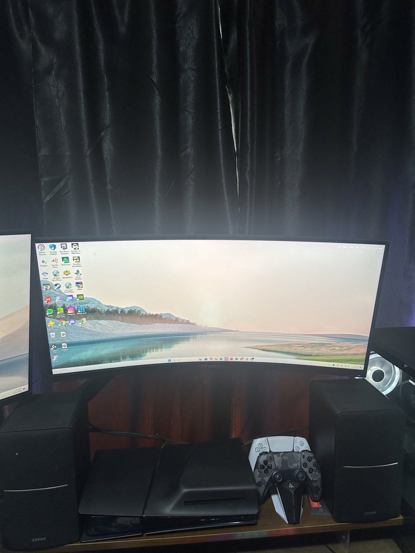 Full Gaming PC Setup With Dual Montior450239337018828803