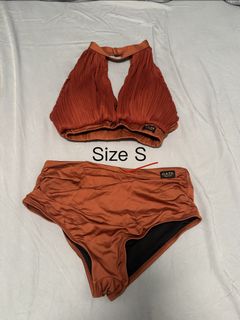 （分類：）位於 。 由 evaaa99 提交（商品編號 1437185591，圖片 1）。簡介： 。