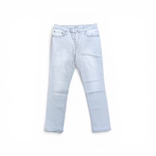 (Category: ) located in . Submitted by kyree_store (Listing ID 1437169952, Image 1). Description: .