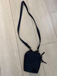 （分類：）位於 。 由 kpoonkpoon 提交（商品編號 1437070679，圖片 1）。簡介： 。