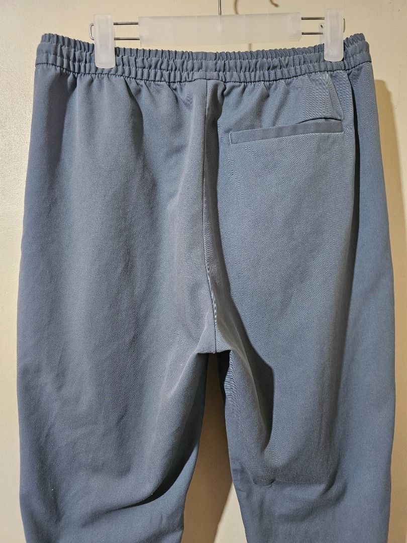 H&M Drawstring Pants Blue (Category: Other Bottoms) located in Pasig City. Submitted by cosmicdeer_01 (Listing ID 1437142264, Image 3). Description: Length: 37 in Garterized waistband Meetups: SM Marikina, Ayala Malls Feliz, Gateway Cubao, SM Megamall.