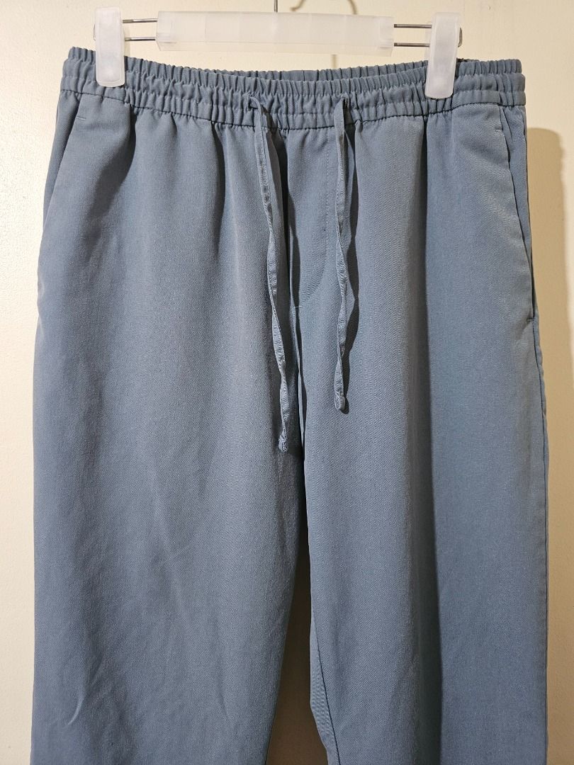 H&M Drawstring Pants Blue (Category: Other Bottoms) located in Pasig City. Submitted by cosmicdeer_01 (Listing ID 1437142264, Image 2). Description: Length: 37 in Garterized waistband Meetups: SM Marikina, Ayala Malls Feliz, Gateway Cubao, SM Megamall.