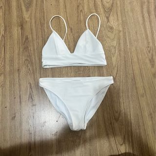 (Category: ) located in . Submitted by 4199rb (Listing ID 1437022106, Image 1). Description: .