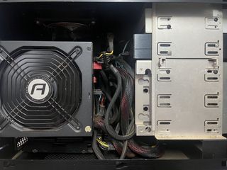 i3-10th Gen ITX Mini Desktop PC457077279929159680