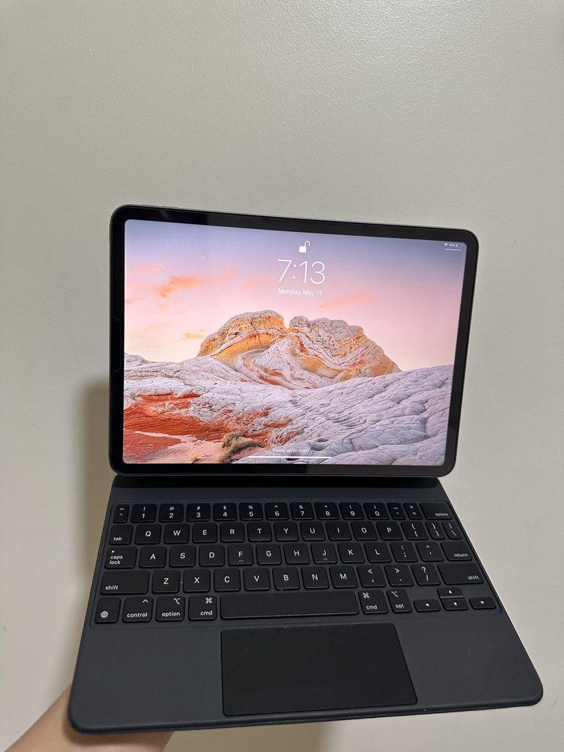 Ipad Pro M1 with Apple Magic keyboard 128gb WIFI (Category: iPad) located in Las Pinas. Submitted by amethyst0814 (Listing ID 1437208190, Image 1). Description: • FIXED PRICE •IPad is 95% smooth ( 2 dents & 1 scratch on the side) Original Apple keyboard 97% smooth (1 dent) all keypads are working • Rarely used for work • Face ID working • No charger included • With tempered glass Since Day 1 • No issue beside the 2 dents • With Ipad original box 