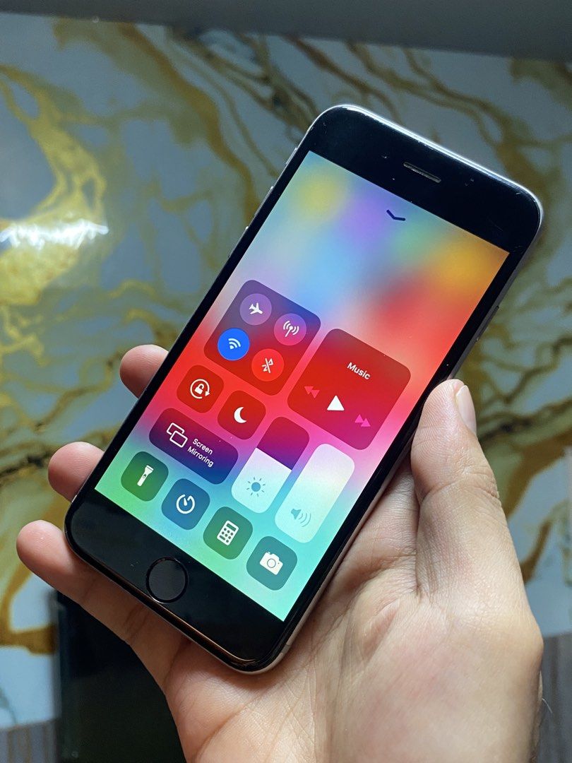 iphone 6 (Category: iPhone 6 Series) located in Manila. Submitted by rohan.gadgets (Listing ID 1437207253, Image 3). Description: iphone 6 good for backup phone or pang digicam mo. unit with new cord and case na. meet up or cod sa malayo. 1,299 nalang.