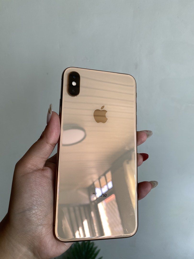 Iphone XS MAX For Sale (Category: iPhone X Series) located in Manila. Submitted by margaretmm27 (Listing ID 1437101631, Image 1). Description: IPHONE XSMAX GOLD FOR SALE 7K ONLY!! - 64GB - 1ST OWNER - UNIT AND CASE ONLY - NO ISSUE - No scratches/dents SUPER KINIS - 78% batt health - Never naopen - Never napalitan ang battery - Walang sakit sa ulo - Openline - RFS - mag upgrade ng phone Loc: Trece Cavite.