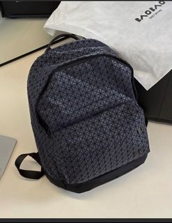 （分類：）位於 。 由 lakerslam 提交（商品編號 1437209602，圖片 1）。簡介： 。