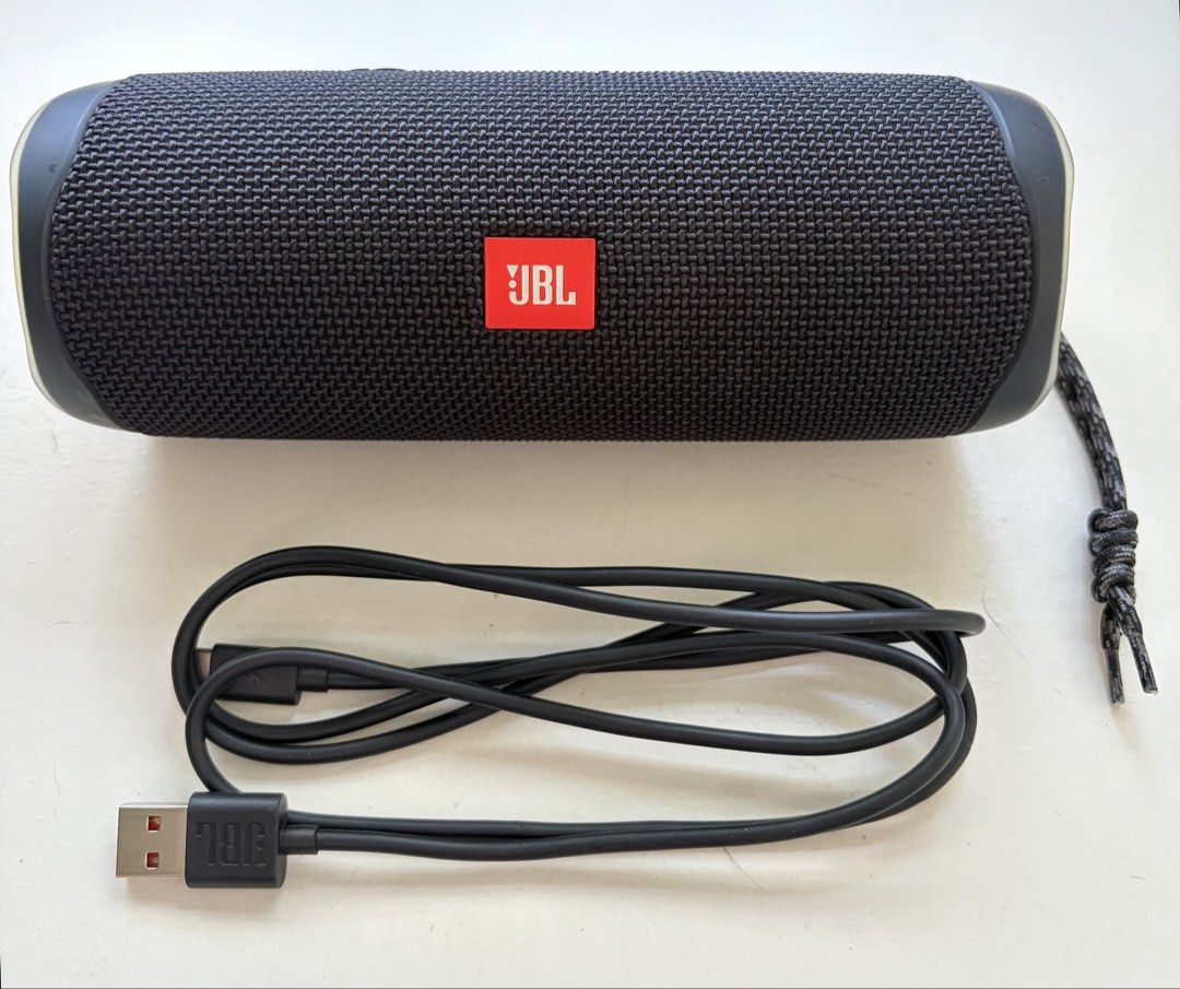 JBL Flip 5 potable Bluetooth speaker450112617049630720