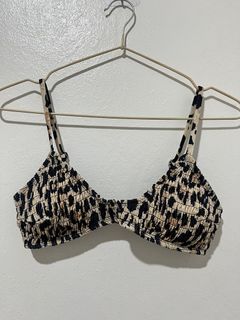 (Category: ) located in . Submitted by rivers_ (Listing ID 1437093052, Image 1). Description: .