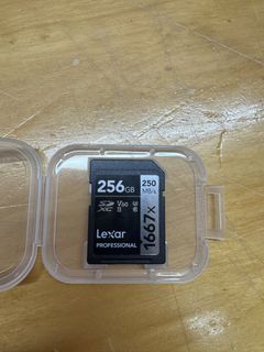 （分類：）位於 。 由 robotsssss 提交（商品編號 1437162423，圖片 1）。簡介： 。