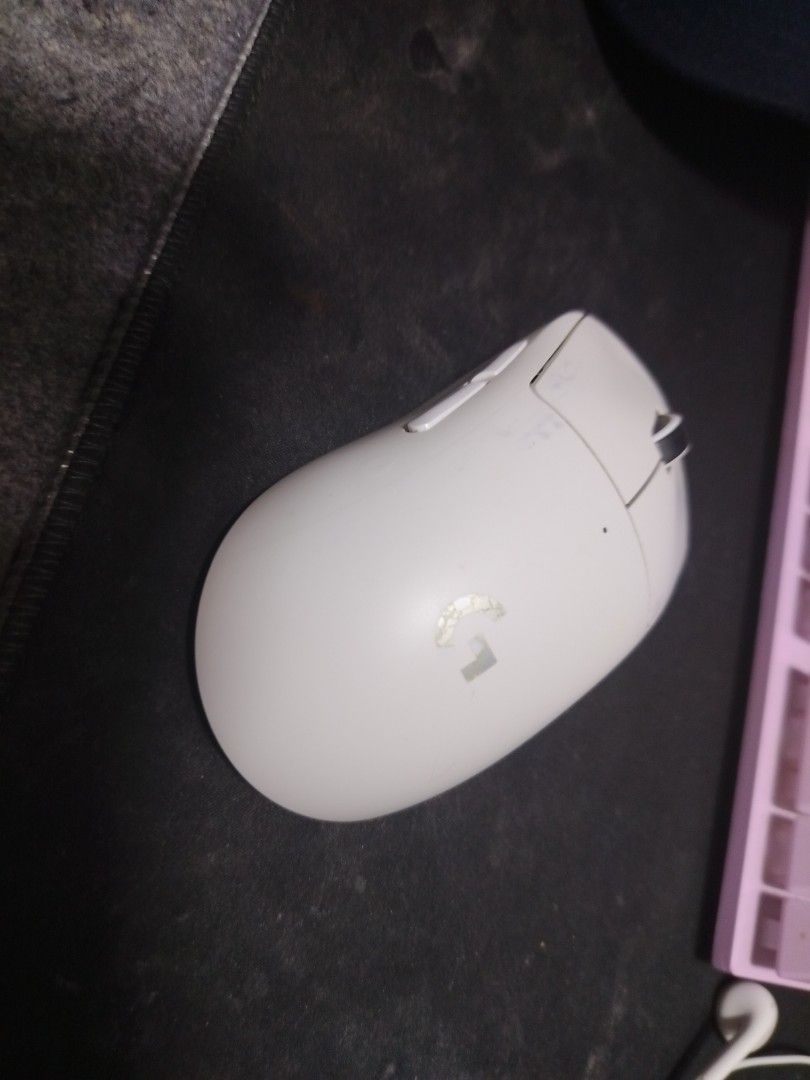 Logitech G Pro Superlight Wireless Gaming Mouse - White450620127498086400