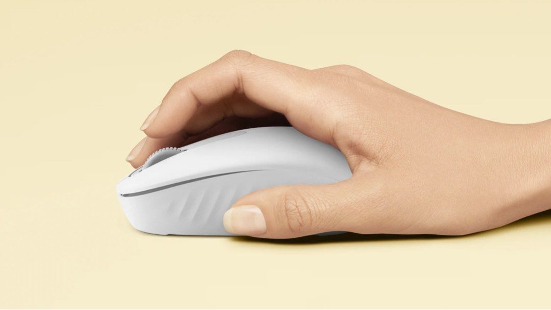 Logitech M196 Wireless Bluetooth Mouse - White450360971290234882