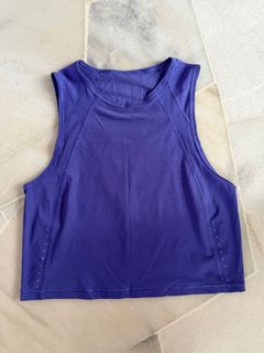 (Category: ) located in . Submitted by ccclearwardrobe (Listing ID 1437116233, Image 1). Description: .