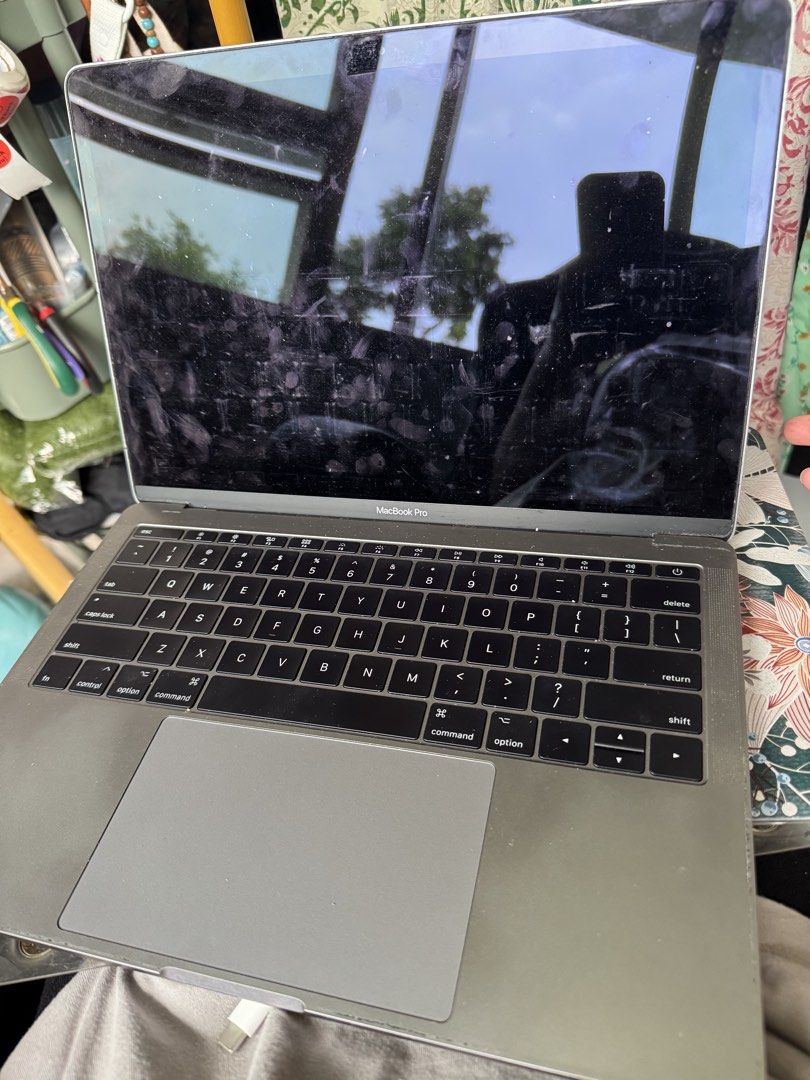 Apple MacBook Pro 13inch 2017450238443715962881