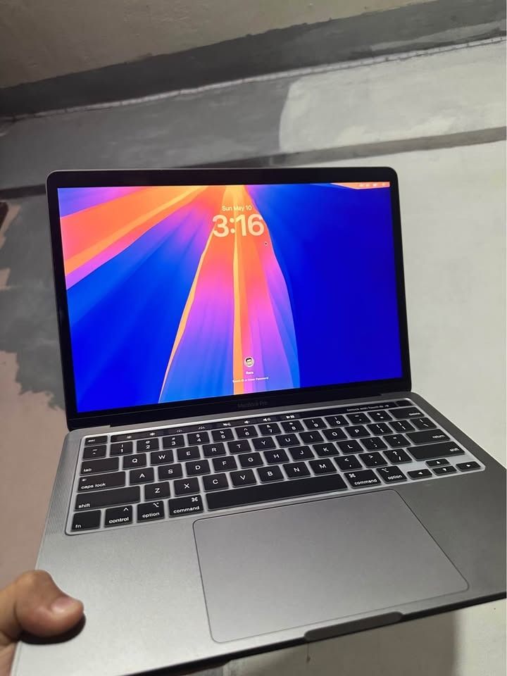 MacBook Pro 13-inch M2 2022 (Category: Laptops & Notebooks) located in Manila. Submitted by guerillar96410 (Listing ID 1437098439, Image 2). Description: - MacBook Pro 13-inch (M2, 2022 model) - Apple M2 chip - 8GB Memory - Battery Condition: Normal (96% Maximum Capacity) - Storage: 60.56 GB used / 494.38 GB total - Operating System: macOS Tahoe - Serial Number: M7MY6615V7.