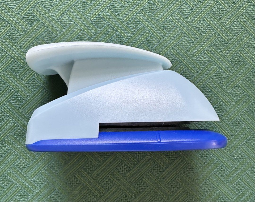 Marvy Uchida Clever Lever Craft Punch (Category: Craft Supplies & Tools) located in Quezon City. Submitted by simplysortedph (Listing ID 1437059819, Image 2). Description: .