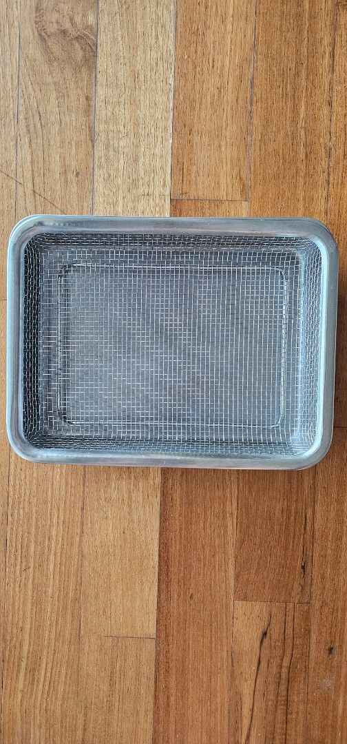 Metal Baking Tray with Mesh Insert450307220686786560