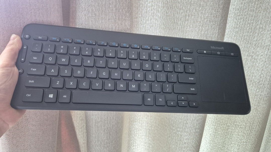 Microsoft All-in-One Media Keyboard450130447256801280