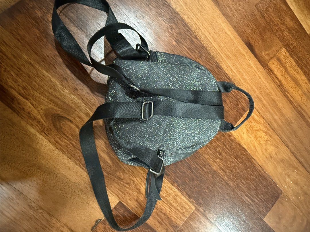Mini Backpack (Category: Backpacks) located in Batu Caves. Submitted by yuin123 (Listing ID 1437149412, Image 2). Description: FOC if you purchase anything from my wall.