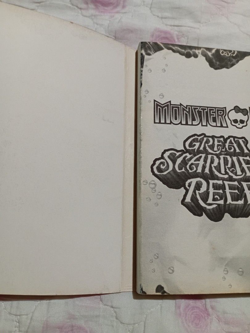 Monster High Great Scarrier Reef Book (Category: Children's Books) located in San Juan City. Submitted by bisoussofia (Listing ID 1437085101, Image 2). Description: .