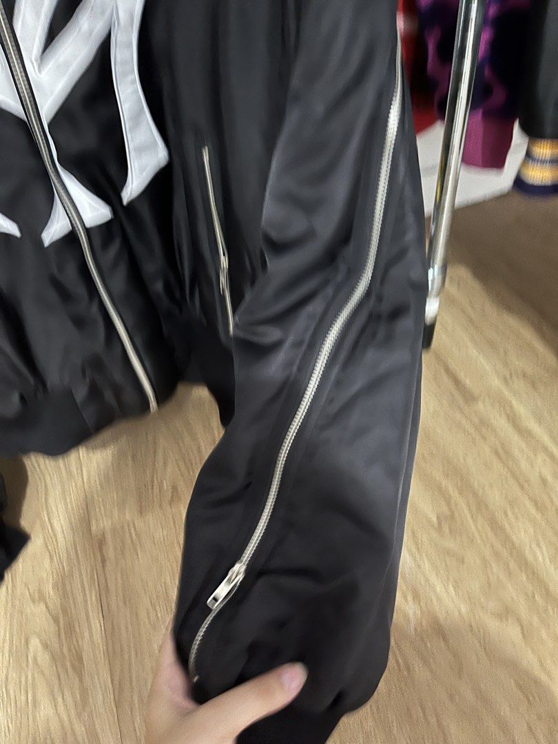 Mowalola Black Bomber Jacket (Category: Coats, Jackets and Outerwear) located in Pasay City. Submitted by synag (Listing ID 1437205211, Image 3). Description: Mowalola black bomber jacket. NYC sh1t asfff mala timothee chalamet 27 width x 25 length.
