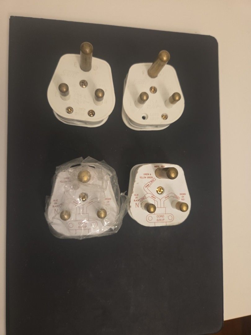 New UK Plug Adapters450621925480867840