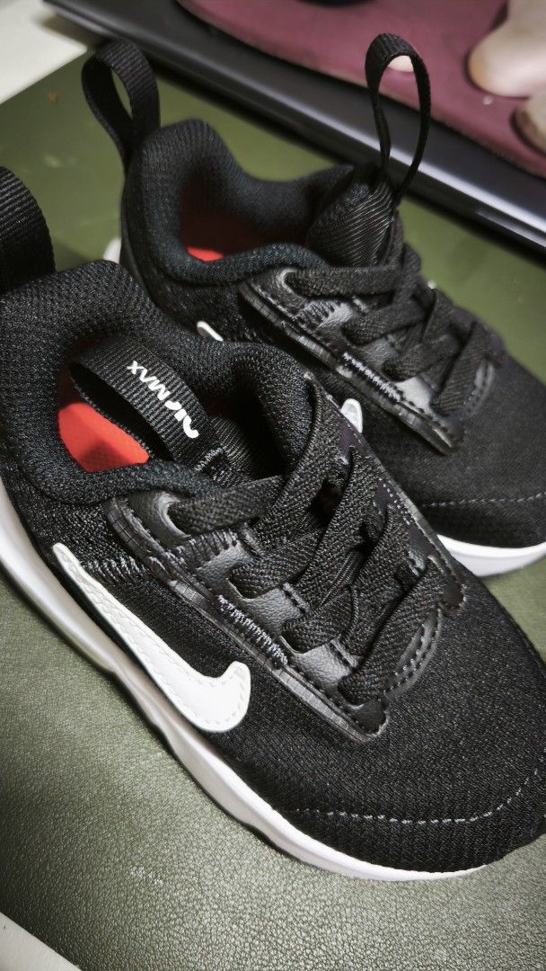 Nike Air Max INTRLK LITE Shoes (Category: Babies & Kids Fashion) located in Quezon City. Submitted by rufanny (Listing ID 1437194251, Image 3). Description: - Black and white Nike Air Max infant shoes. - Features a white Nike swoosh. - box included -size 6C. The Nike Air Max INTRLK Lite Big Kids' Shoes are a great addition to their casual wardrobe, crafted with a shaped ankle collar along with two pull loops to the heel and tongue coupled with a 