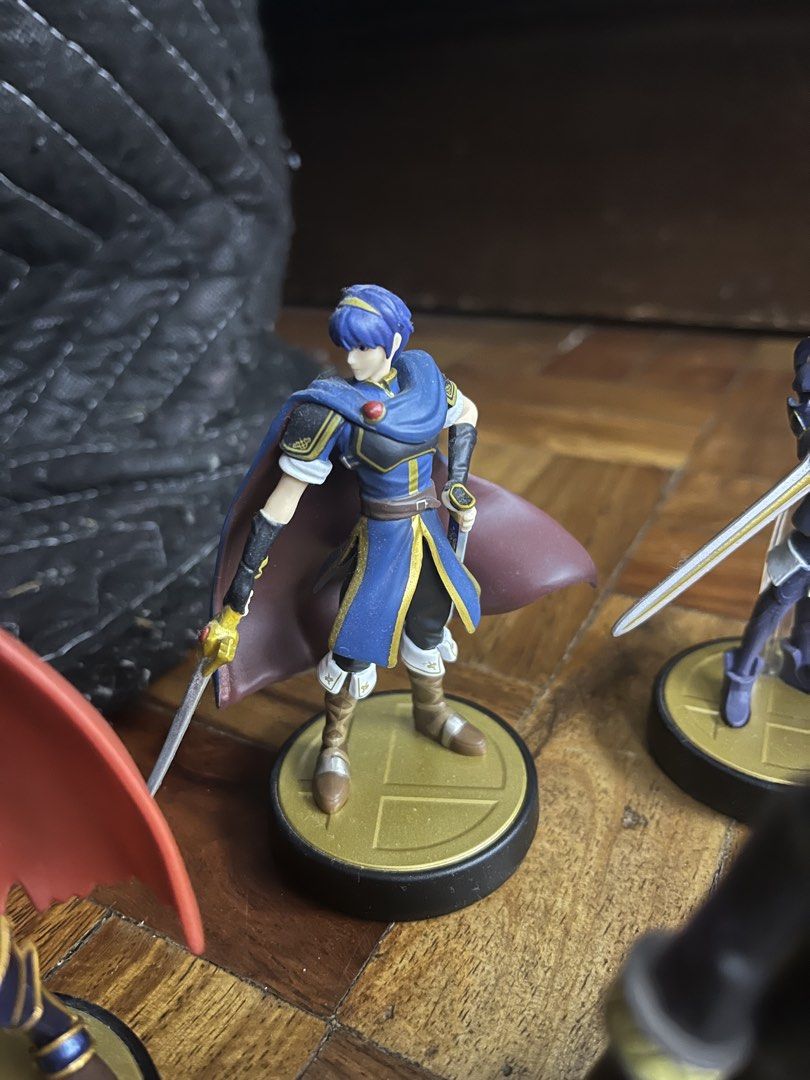 Nintendo Super Smash Bros Fire Emblem Amiibo (Category: Figurines & Statues) located in Mandaluyong City. Submitted by mar.ang (Listing ID 1437147100, Image 3). Description: In new condition with no scratches, and still fully functioning. No issues or creases. Willing to discount in bulk. Available: Ike Roy Marth Lucina Byleth Robin.