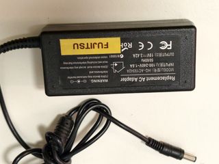 Laptop Power Adapter457208037240350720