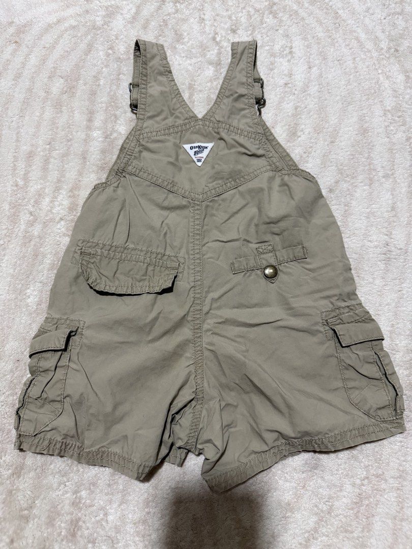 Oshkosh Jumper Shorts (Unisex) (Category: Babies & Kids Fashion) located in Quezon City. Submitted by s.cl0set (Listing ID 1437185962, Image 2). Description: .